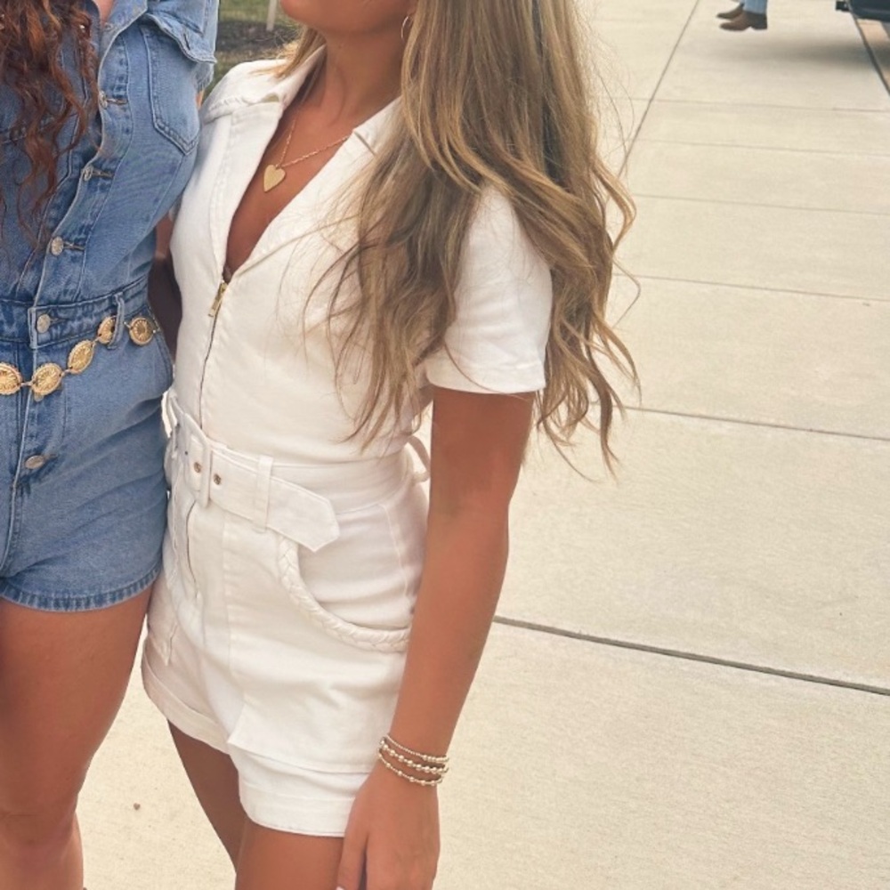 Show me Your Mumu White denim romper